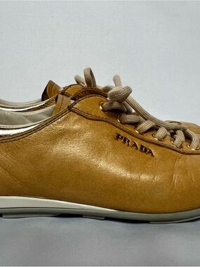 Vintage Prada Leather Sneakers Tan Cognac Low Top Shoes Size 39 Made In Italy